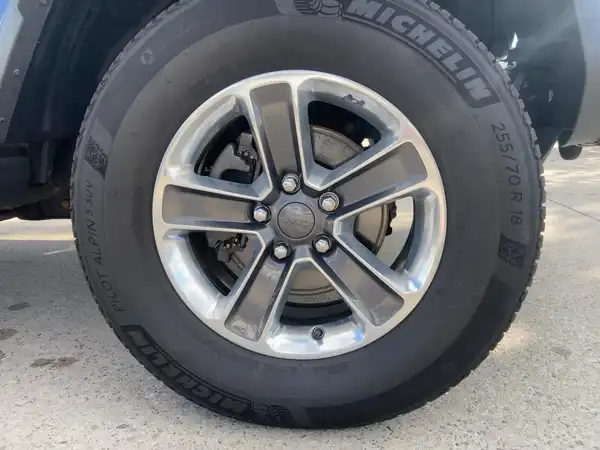 JEEP WRANGLER SAHARA (7/15)
