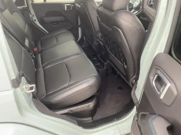 JEEP WRANGLER RUBICON (12/15)