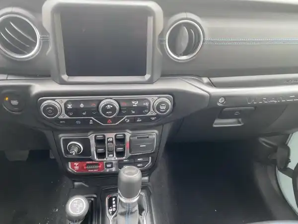 JEEP WRANGLER RUBICON (10/15)