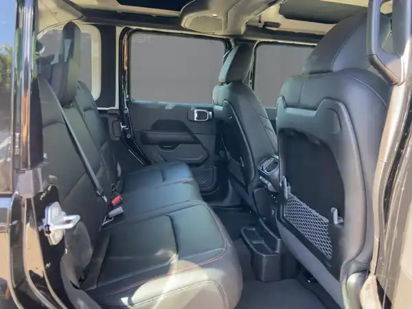 JEEP WRANGLER RUBICON (11/15)