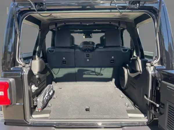 JEEP WRANGLER RUBICON (12/15)