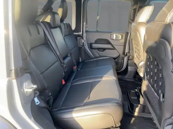 JEEP WRANGLER RUBICON (12/15)