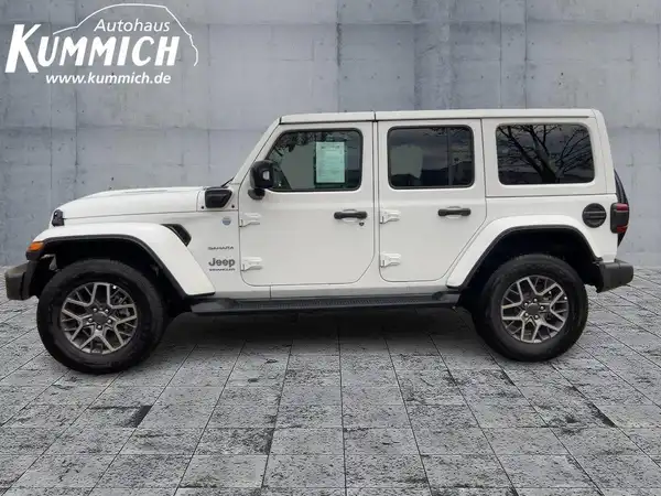 JEEP WRANGLER 4XE SAHARA (6/15)