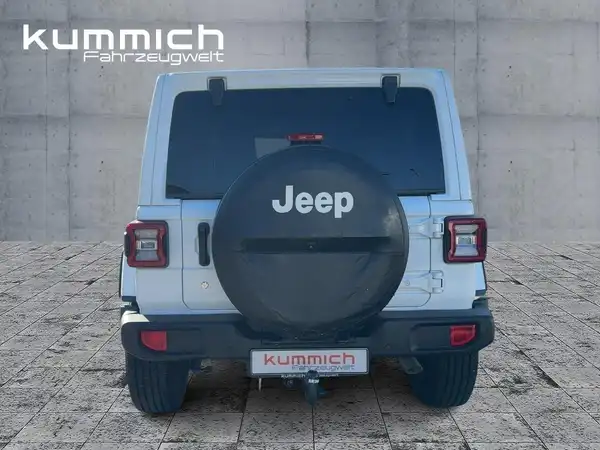 JEEP WRANGLER SAHARA (5/15)