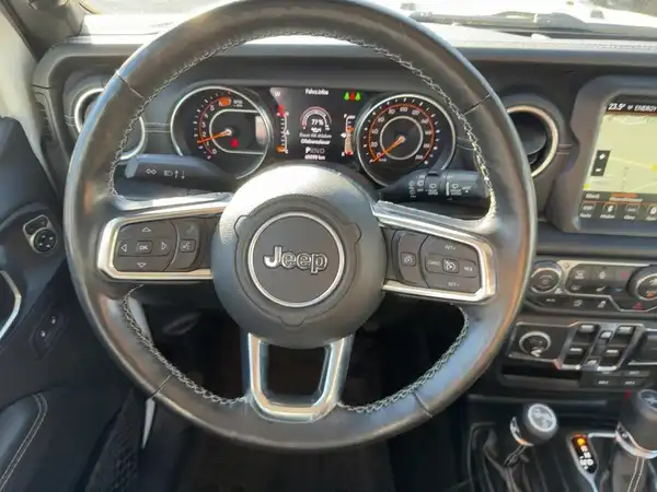 JEEP WRANGLER SAHARA (9/15)