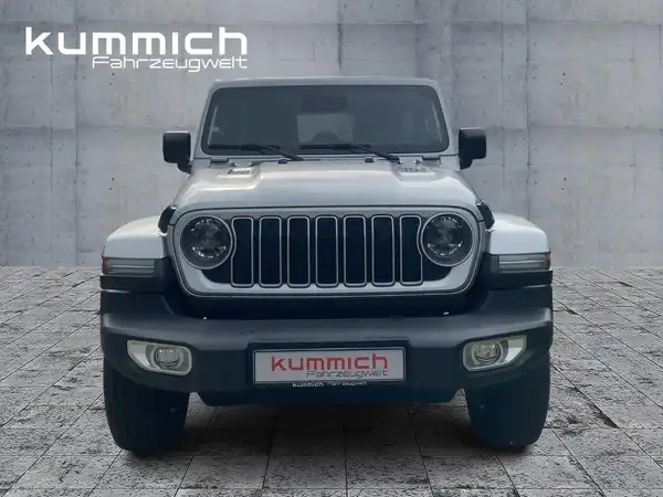 JEEP WRANGLER SAHARA (2/15)
