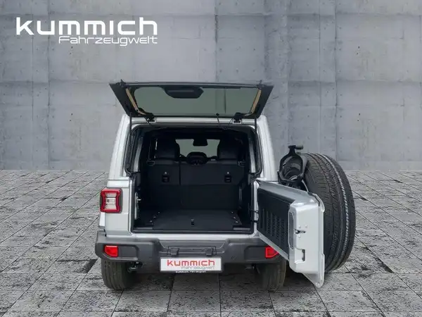 JEEP WRANGLER SAHARA (13/15)