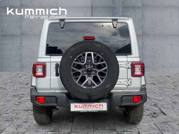 JEEP WRANGLER SAHARA (5/15)