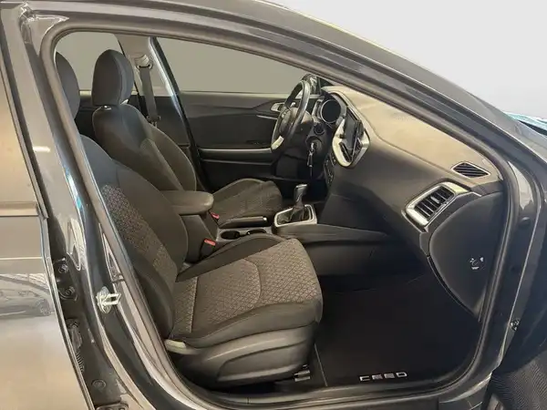 KIA CEED (18/22)