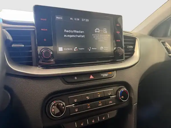KIA CEED (29/29)
