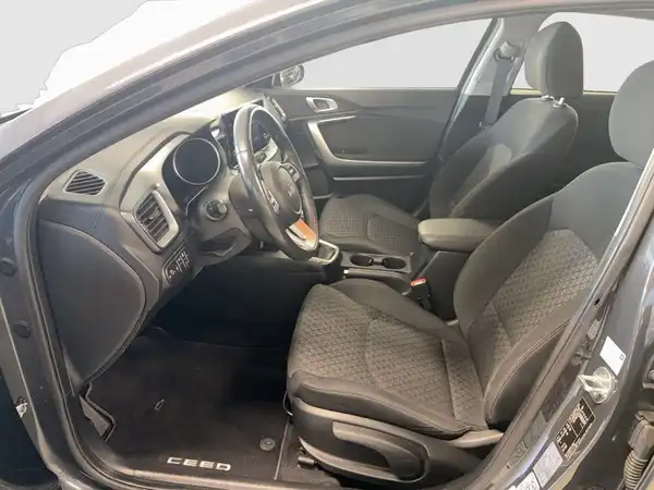 KIA CEED (10/22)