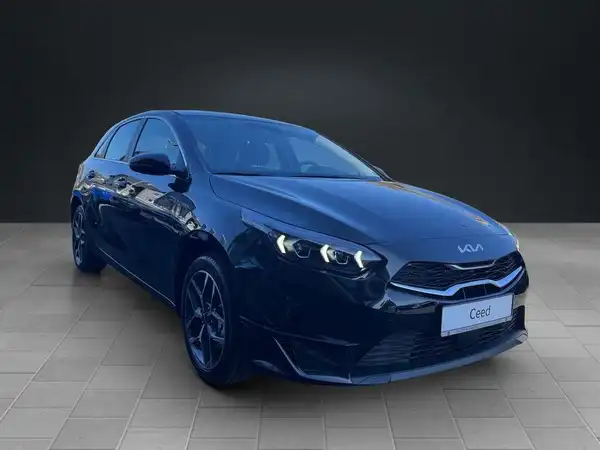 KIA CEED (4/15)