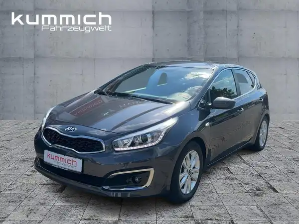 KIA CEED (1/15)