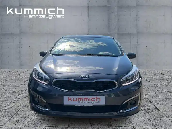 KIA CEED (2/15)