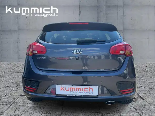KIA CEED (13/15)