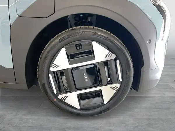 KIA EV3 (7/15)