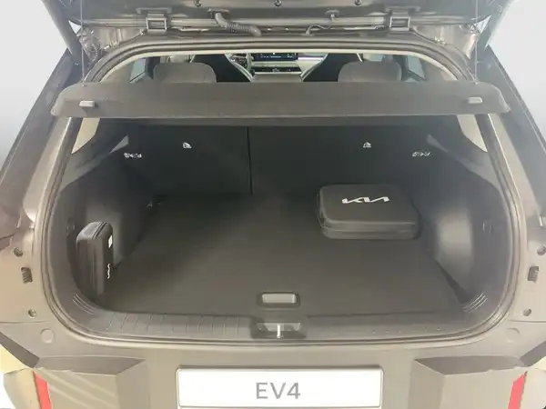 KIA EV4 (13/14)