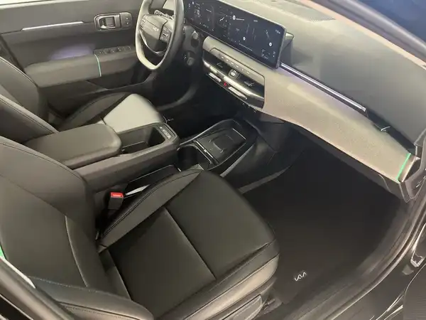 KIA EV4 (14/14)