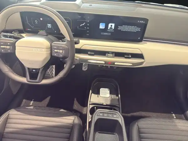 KIA EV4 (12/16)