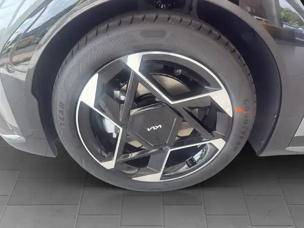 KIA EV4 (8/16)