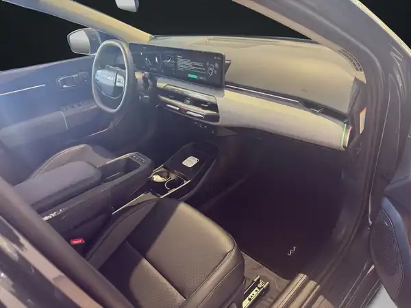 KIA EV4 (15/16)