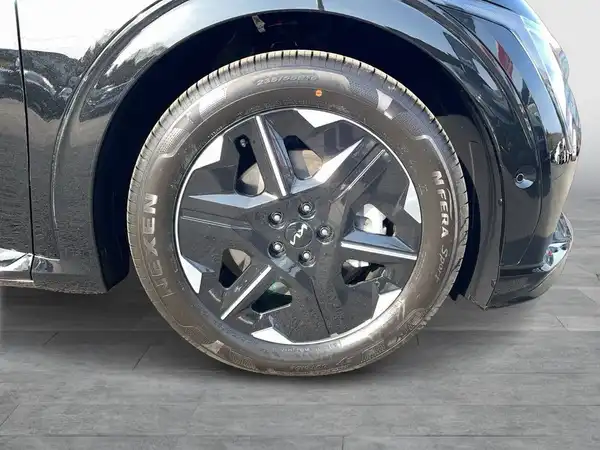 KIA EV6 (8/19)