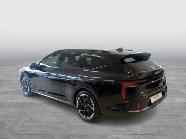 KIA K4 (2/14)