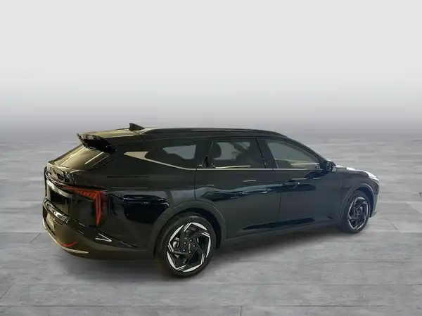 KIA K4 (5/16)