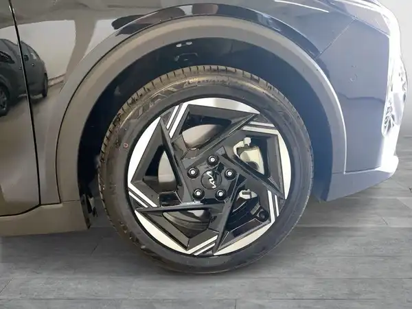 KIA K4 (7/16)