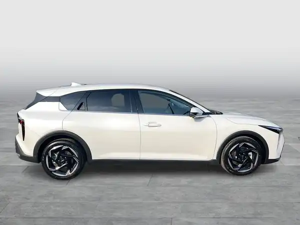 KIA K4 (6/14)