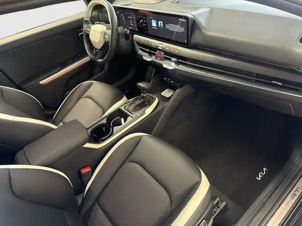 KIA K4 (14/14)
