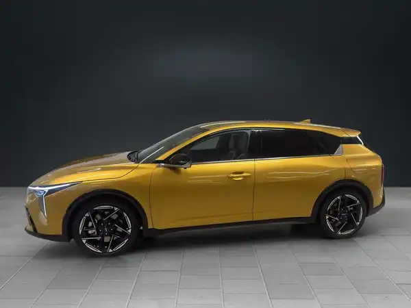 KIA K4 (2/16)