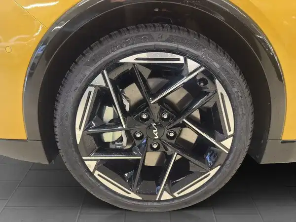 KIA K4 (8/16)