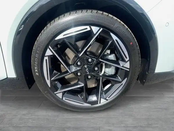 KIA K4 (8/19)