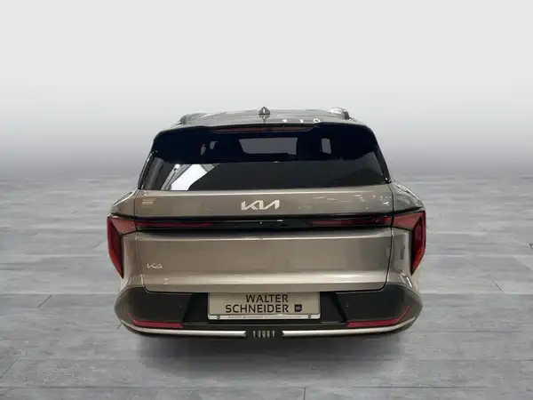 KIA K4 (4/16)