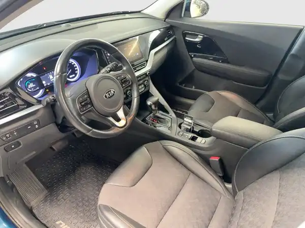 KIA NIRO (11/22)