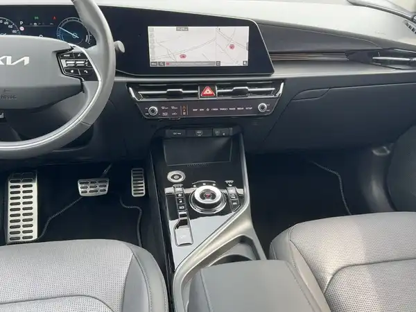KIA NIRO (12/17)