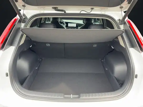 KIA NIRO (14/17)
