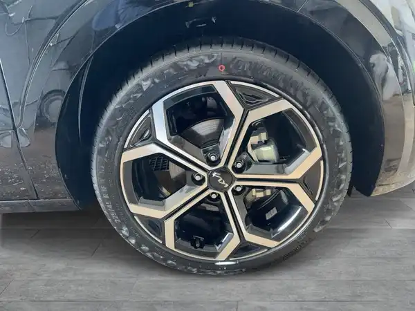 KIA NIRO (7/16)