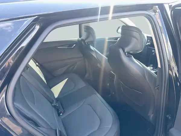 KIA NIRO (11/19)