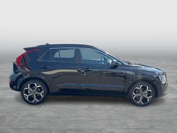 KIA NIRO (6/19)