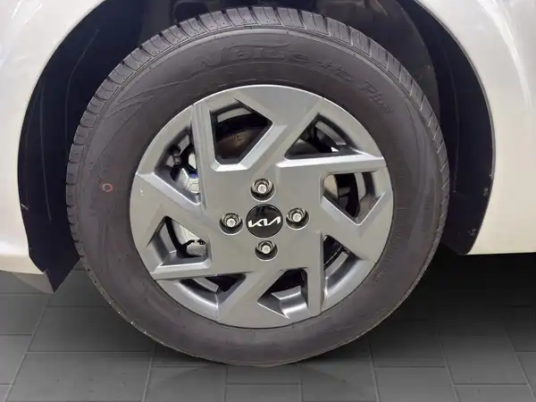 KIA PICANTO (8/16)
