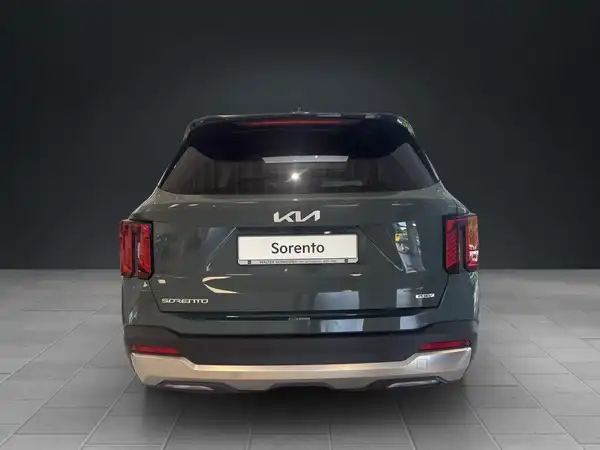 KIA SORENTO (2/15)