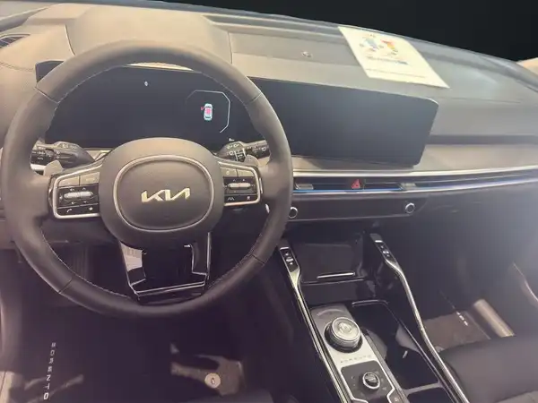 KIA SORENTO (10/15)