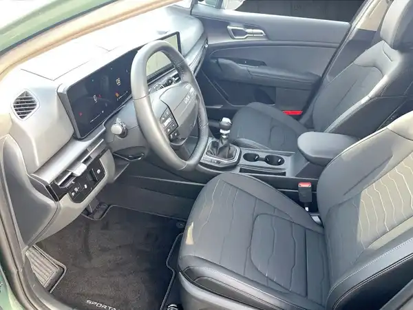 KIA SPORTAGE (9/14)