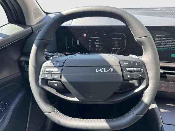 KIA SPORTAGE (15/16)