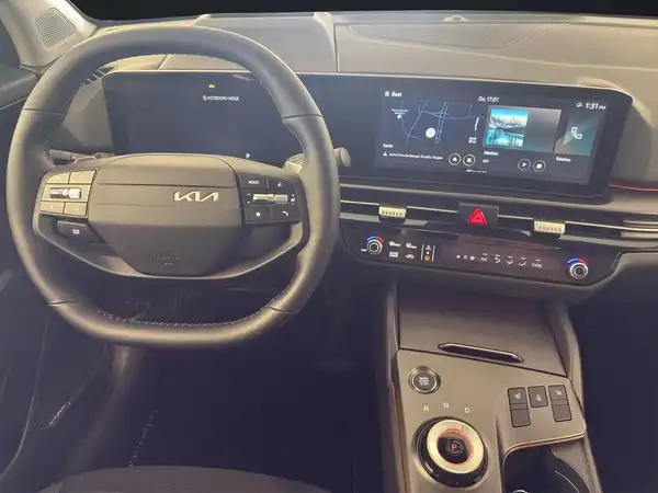 KIA SPORTAGE (10/16)