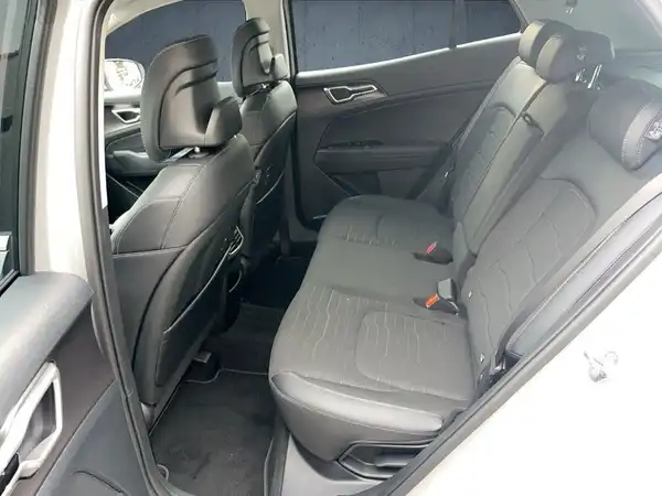 KIA SPORTAGE (13/16)