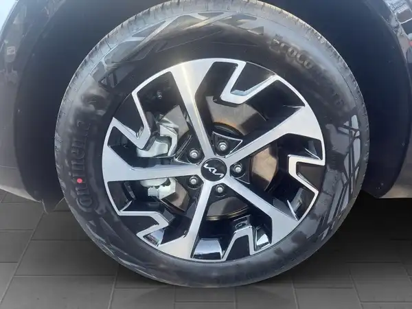 KIA SPORTAGE (8/16)