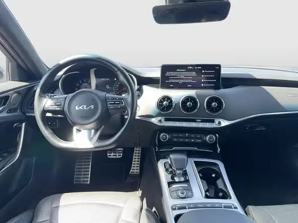 KIA STINGER (12/15)